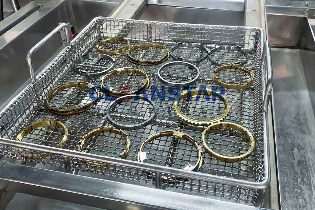 Advanced ultrasonic cleaning equipment manufacturers for medical device cleaning.