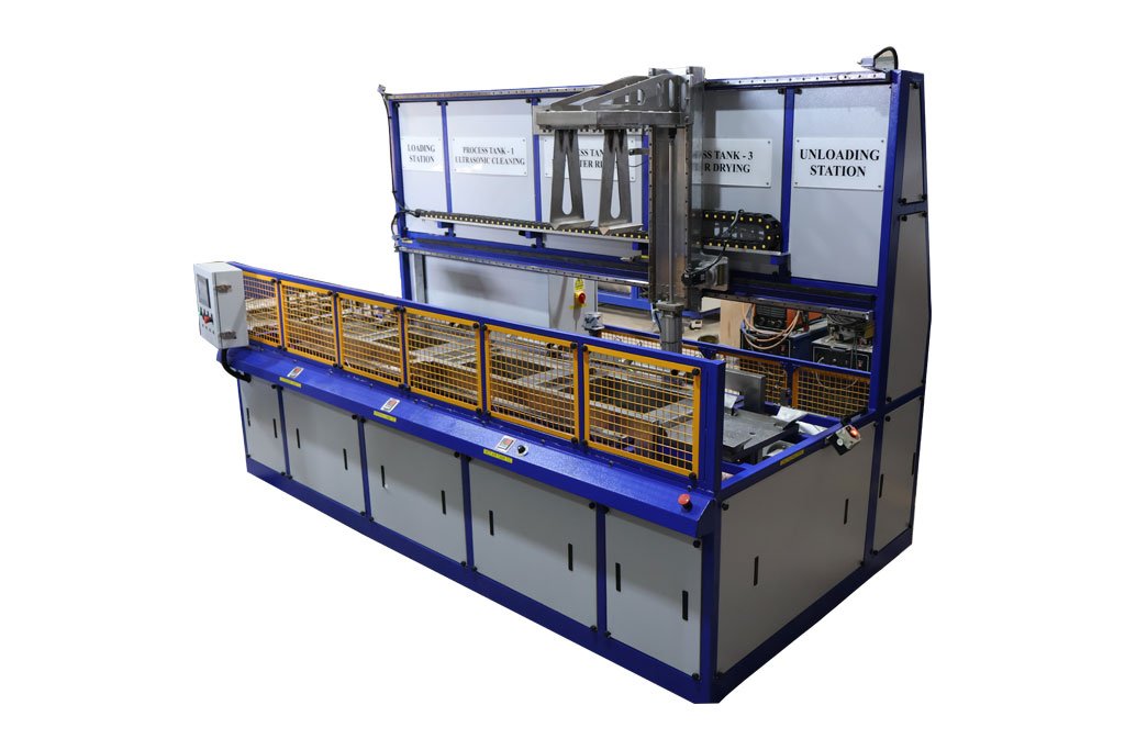 Industrial ultrasonic cleaning system delivering enhanced cleaning efficiency.