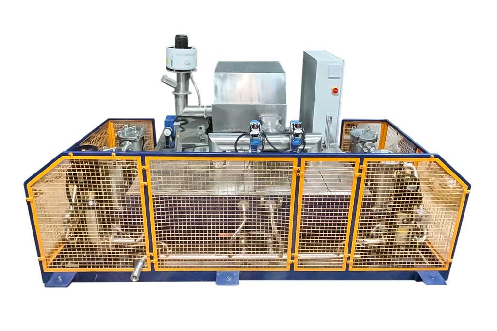 side view of industrial component washing machine